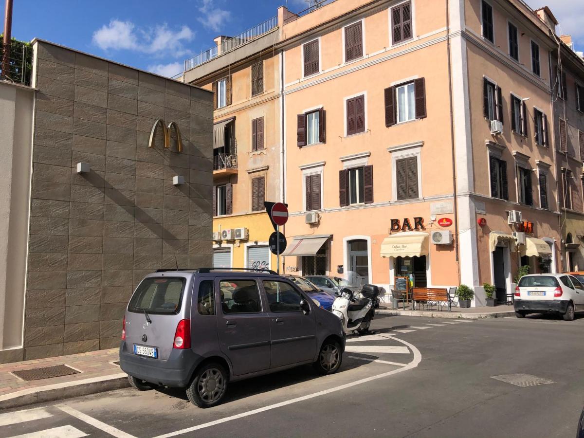 In Rome In Love In Bike Bagian luar foto