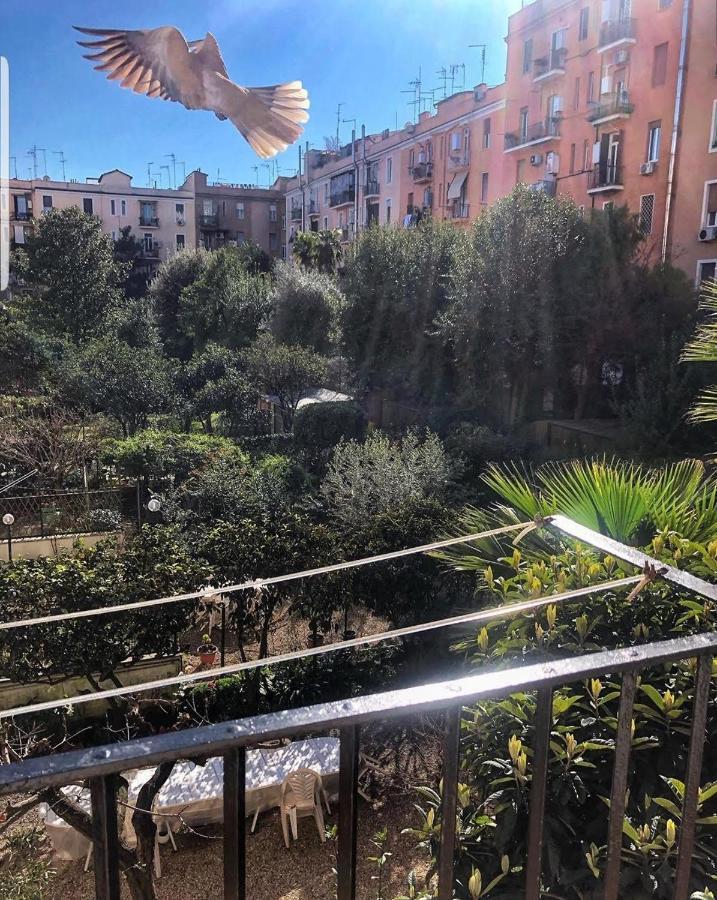 In Rome In Love In Bike Bagian luar foto